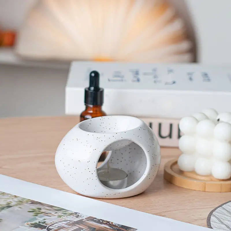 Ceramic Oil Burner White Glossy Finish for Essential Oils and Tealight Candles