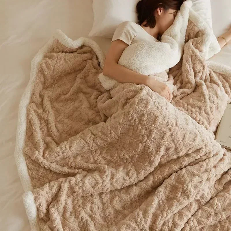 Lambswool-Style Fleece Winter Blanket – Soft and Warmest Blanket for Sofa and Bed, Cozy Comfort for Cold Days