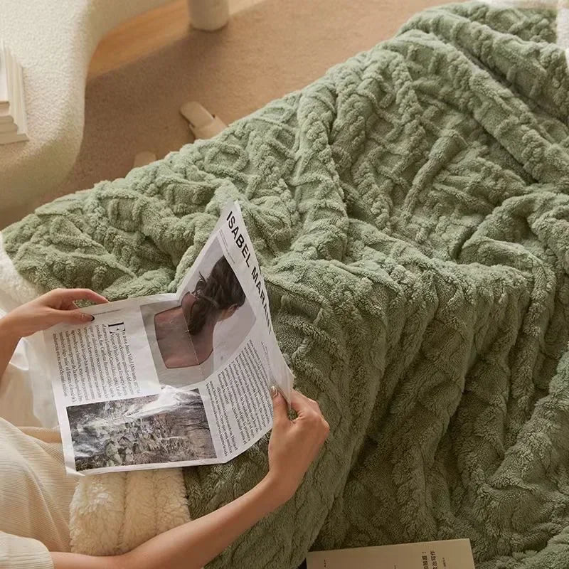 Lambswool-Style Fleece Winter Blanket – Soft and Warmest Blanket for Sofa and Bed, Cozy Comfort for Cold Days