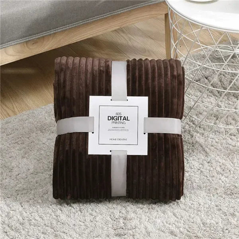 Plush Blanket Polyester Ribbed Surface Machine Washable Lightweight