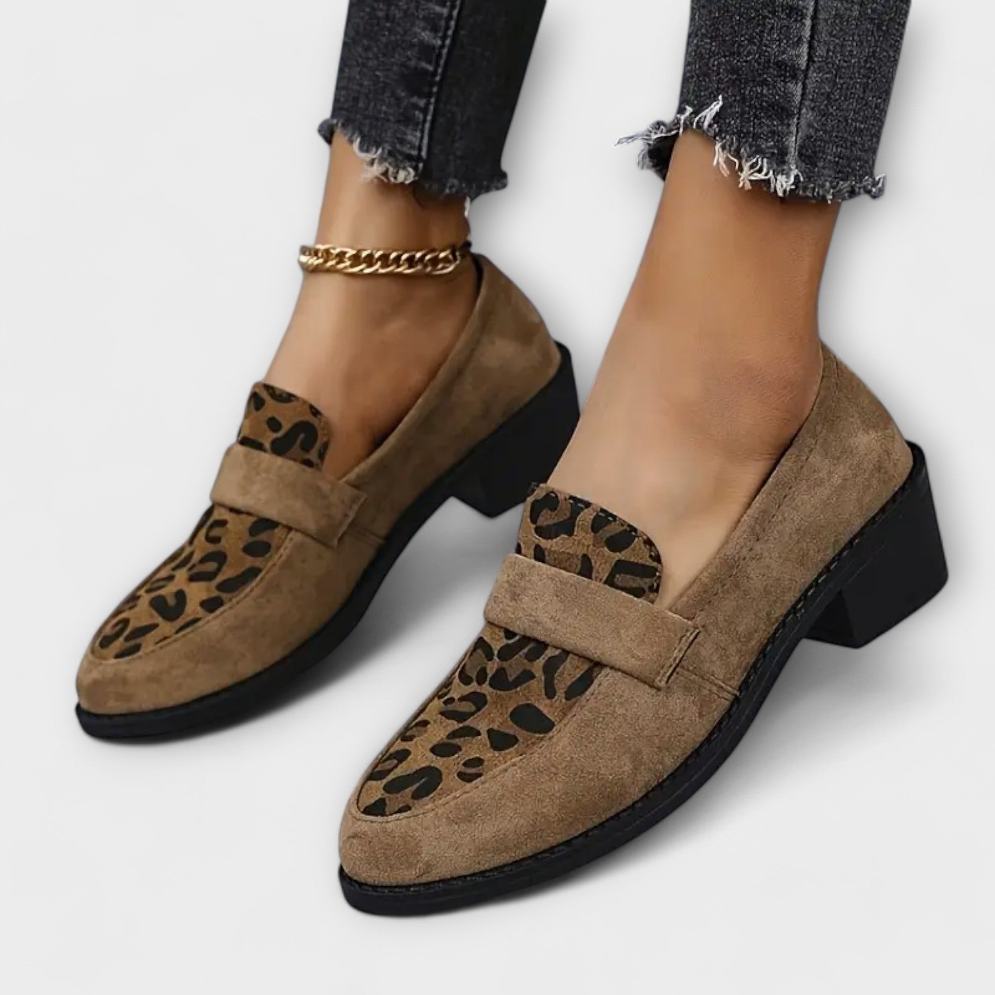 Karla – Elegant Women’s Shoes with Leopard Print