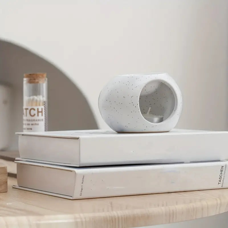 Ceramic Oil Burner White Glossy Finish for Essential Oils and Tealight Candles