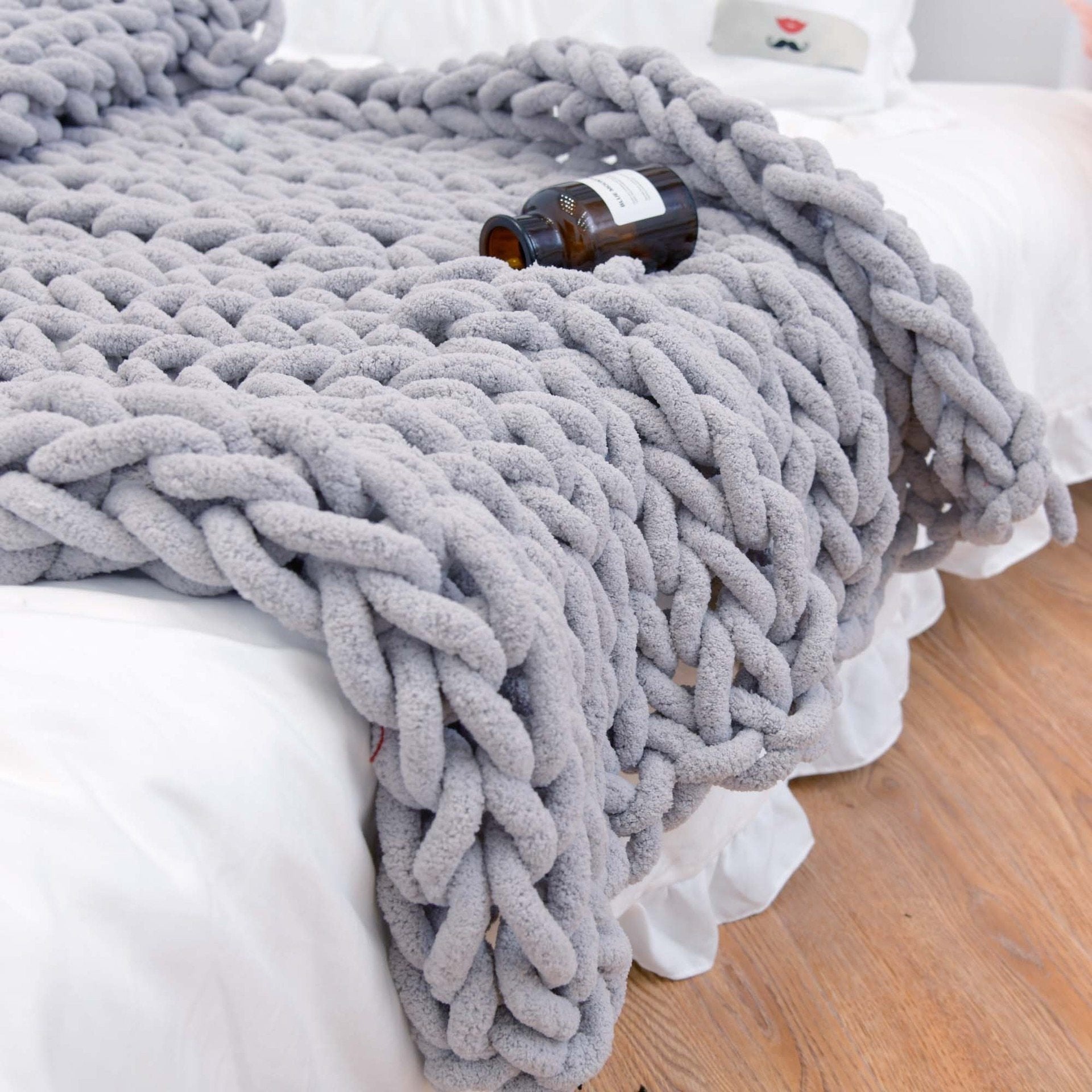 Cable Knit Throw Blanket Chunky Knit Blend Decorative