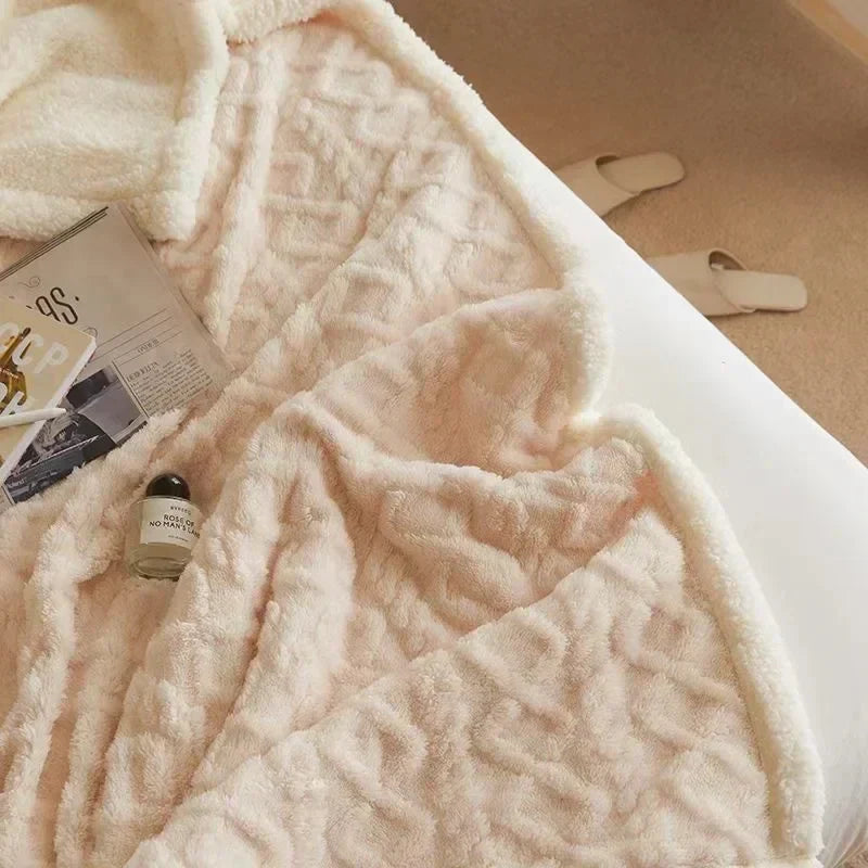 Lambswool-Style Fleece Winter Blanket – Soft and Warmest Blanket for Sofa and Bed, Cozy Comfort for Cold Days
