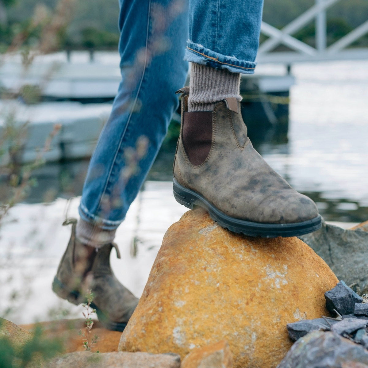 Chase | Men’s Leather Chelsea Boots with Pull Tab