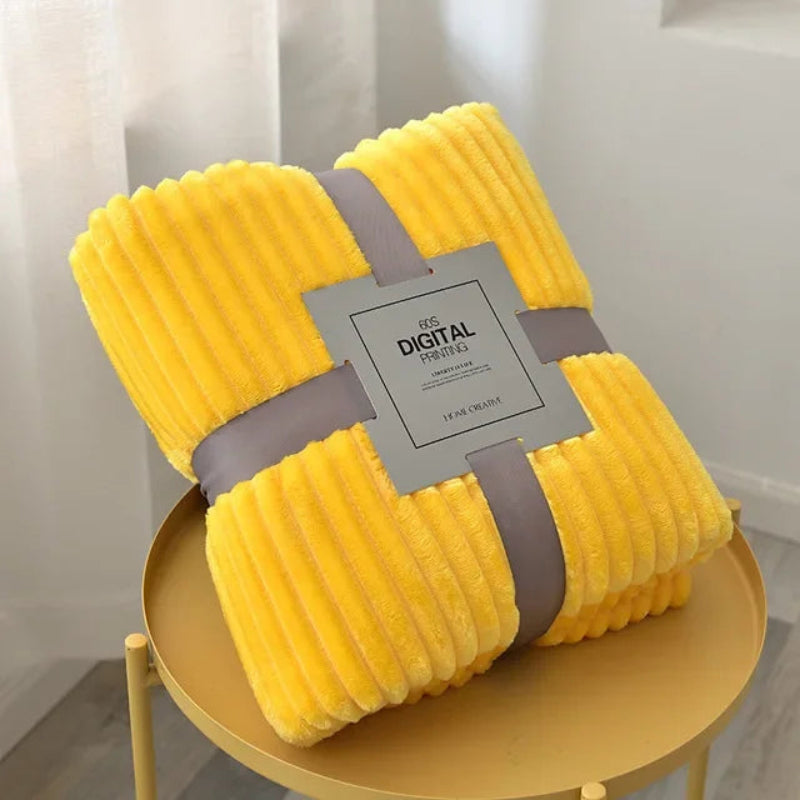 Plush Blanket Polyester Ribbed Surface Machine Washable Lightweight