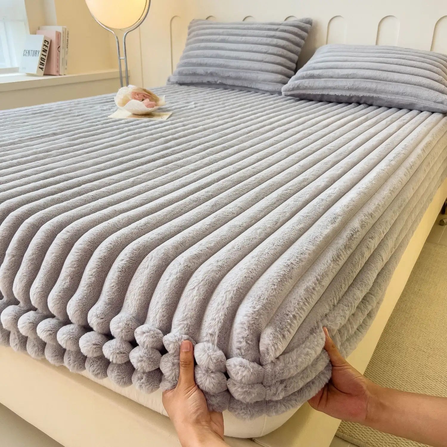 Quilted Velvet Fitted Bed Sheet - Ultra-Soft Comfort & Deep Pockets